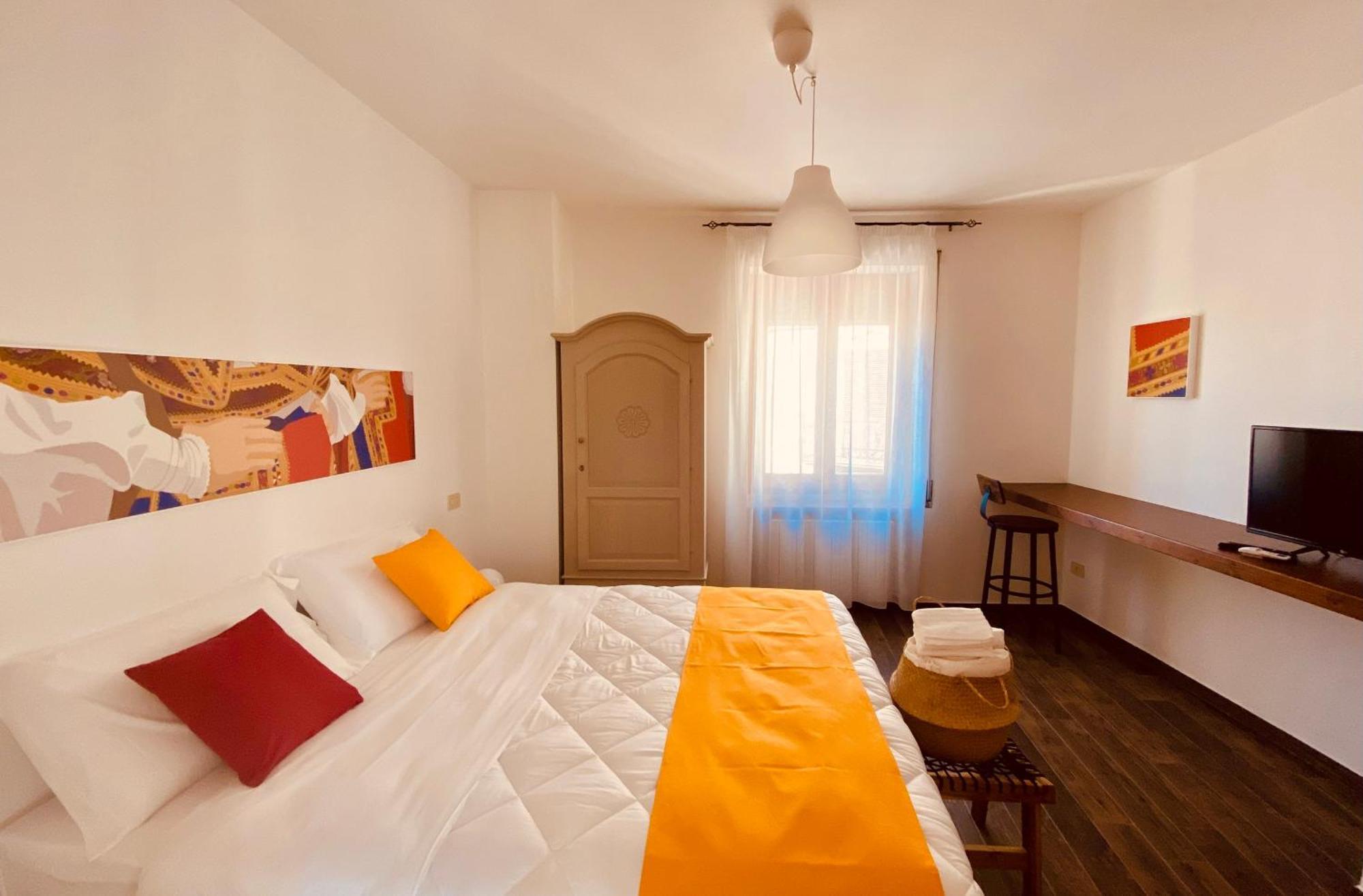Carrales Guest House 努奥罗 外观 照片