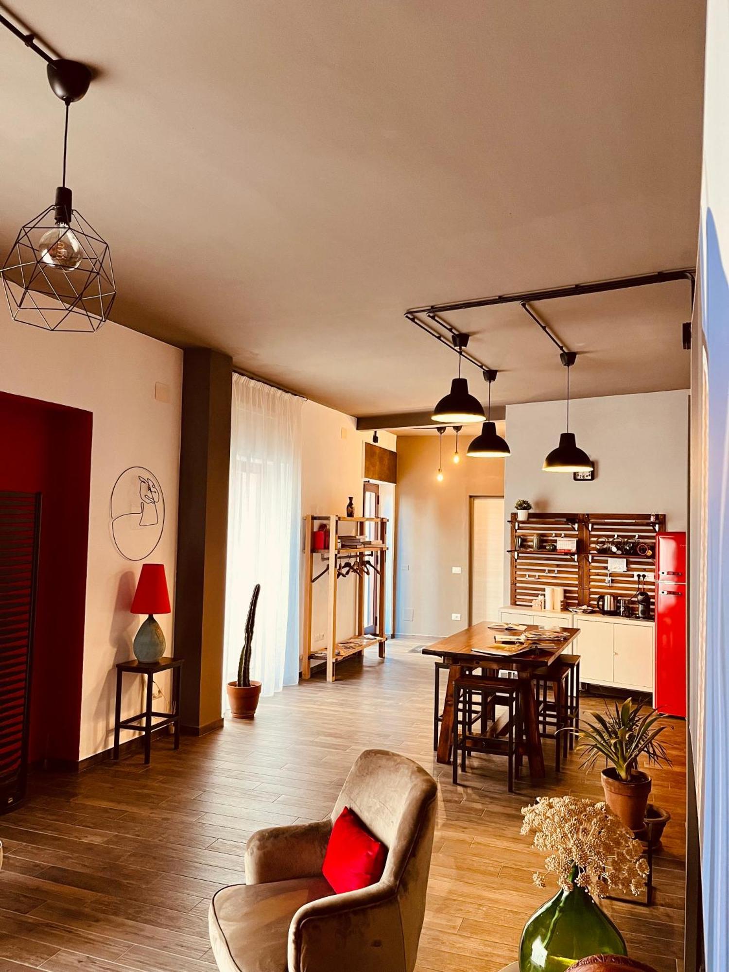 Carrales Guest House 努奥罗 外观 照片
