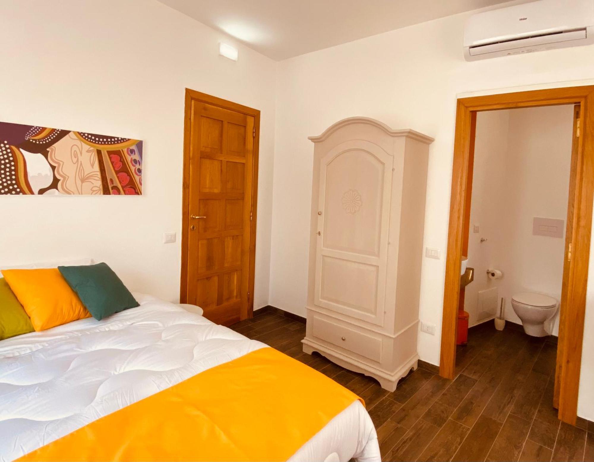 Carrales Guest House 努奥罗 外观 照片